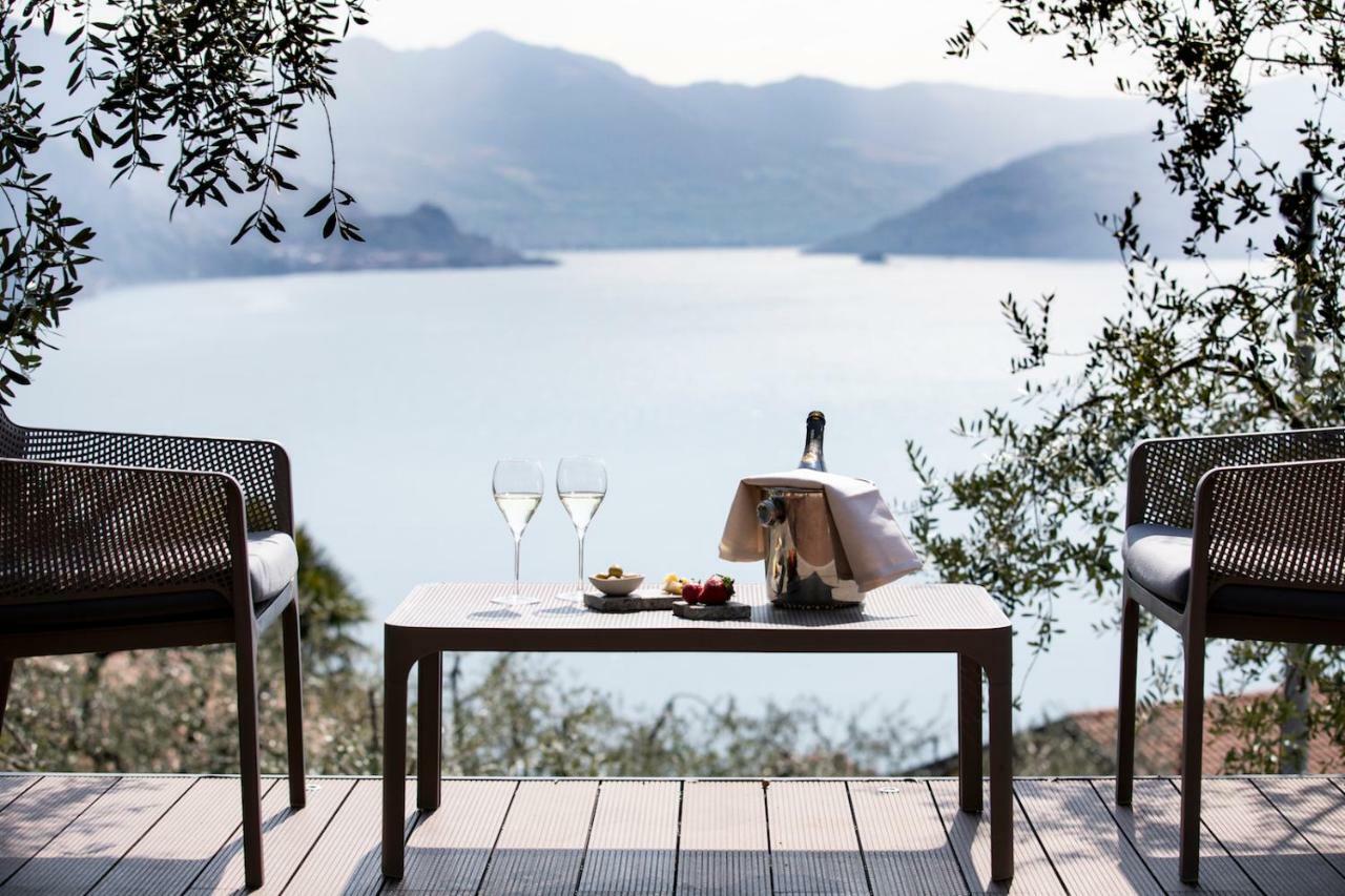 Hotel Miranda Riva di Solto Dış mekan fotoğraf